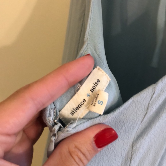 Urban dress - Picture 3 of 3